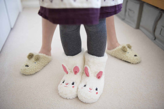 Entretien facile : comment nettoyer ses chaussons animaux sans les abîmer ?