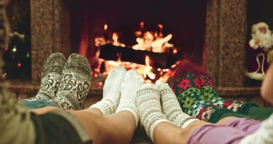 Humour et détente : comment les chaussons rigolos améliorent l'ambiance familiale ?