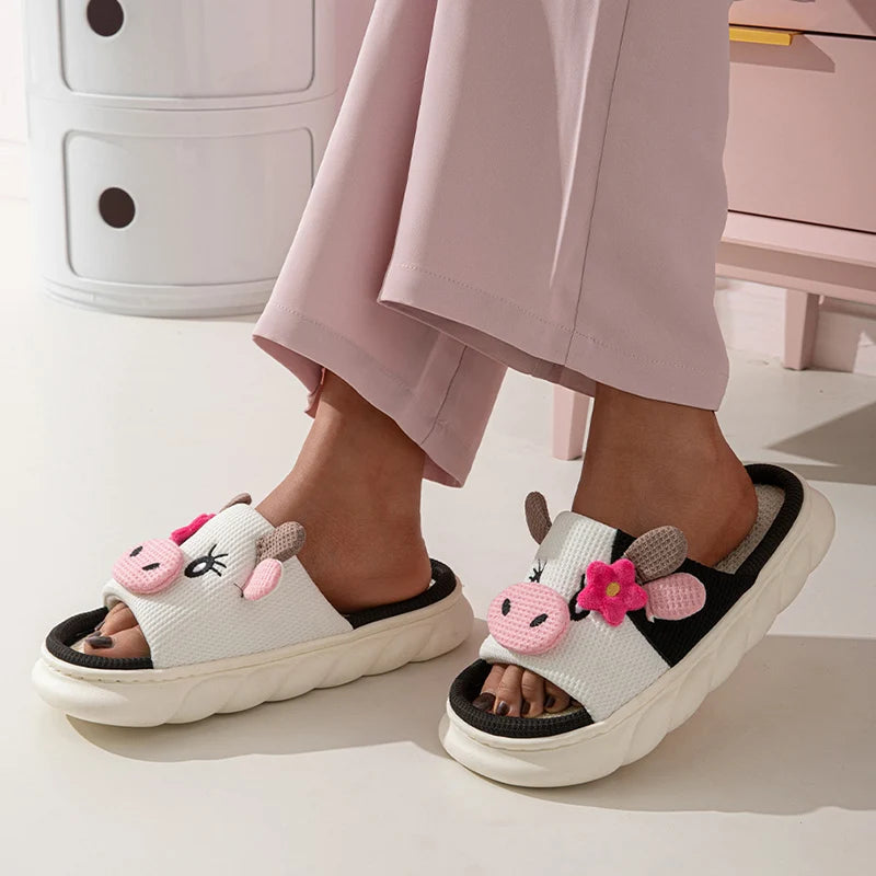 Claquettes animaux | Vachette blanche en coton doux