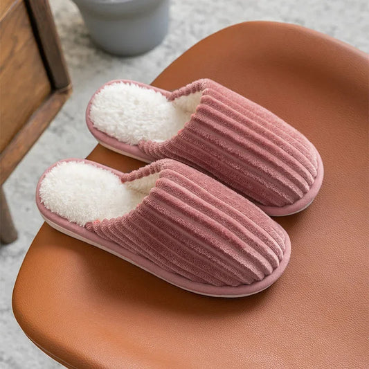 Chaussons en peluche mixte rose - Chaussly