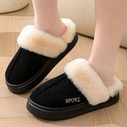 Chaussons en peluche mules pour femme | Elégance noire - Chaussly
