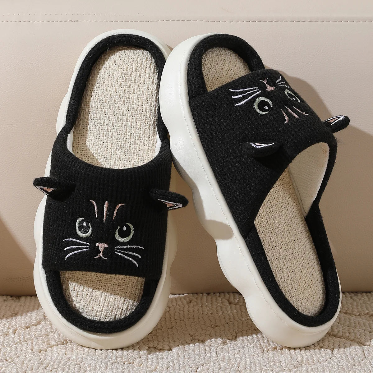 Claquettes animaux | Chat noir en coton doux
