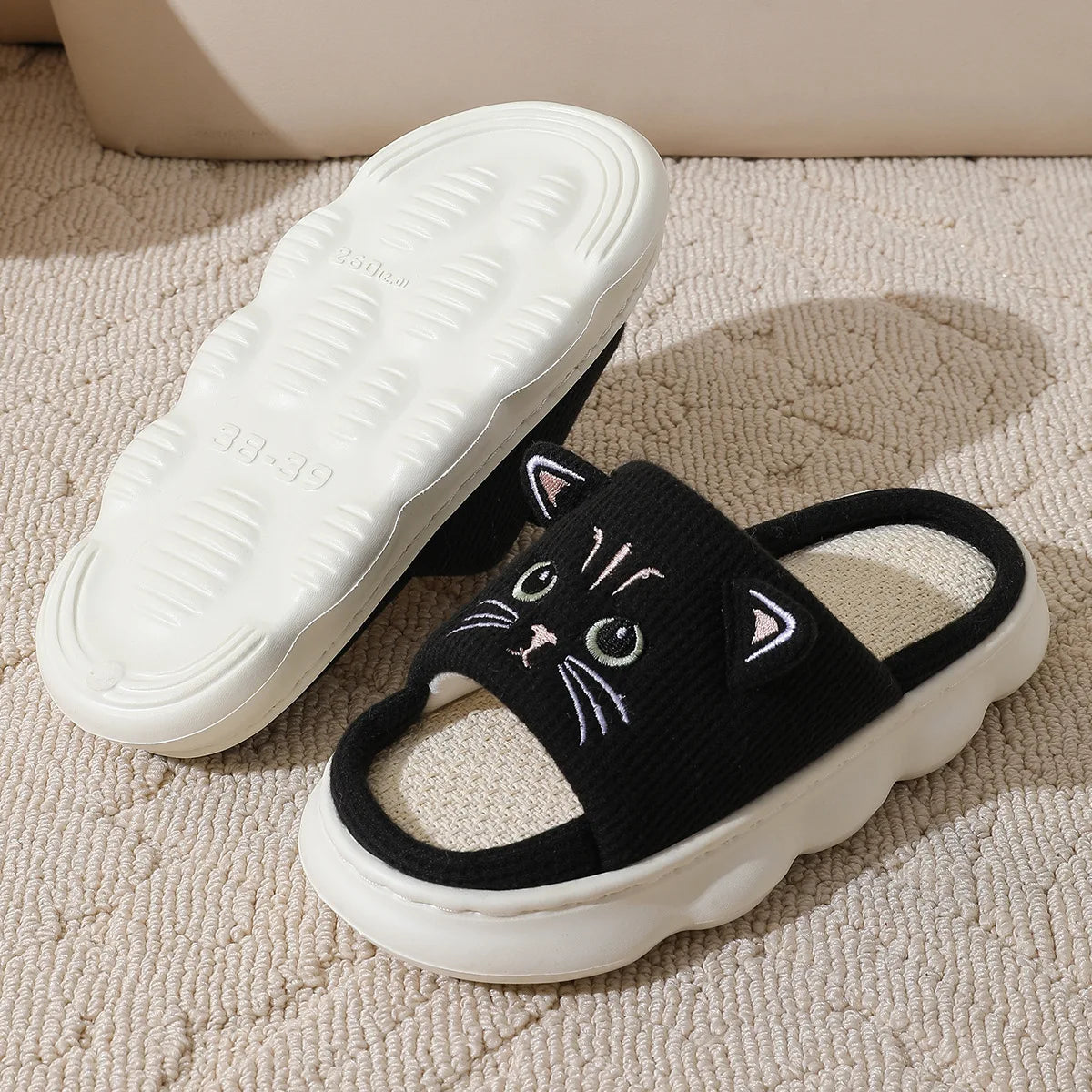 Claquettes animaux | Chat noir en coton doux