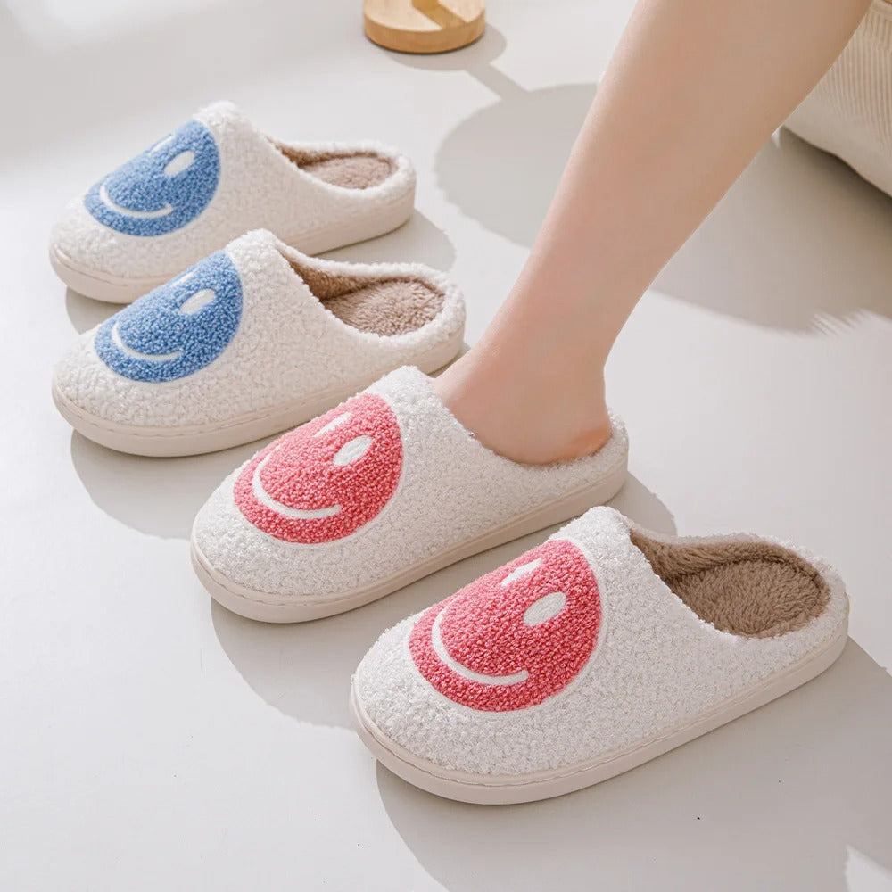 Chaussons emoji | Smiley rose classique
